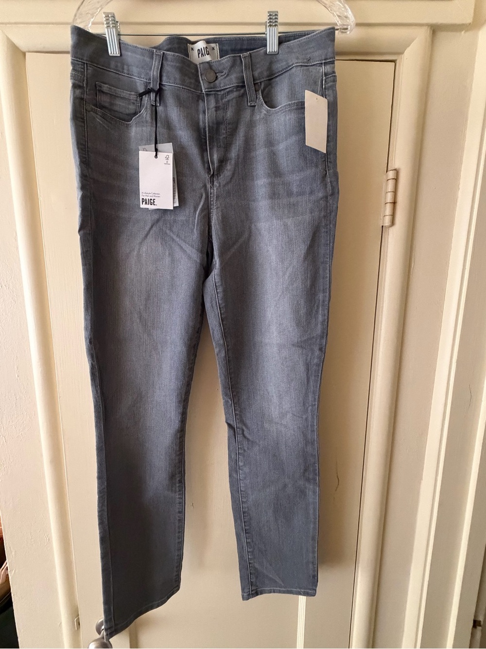 NWT Paige Skyline Ankle Peg Jeans in Silver Bullet, Size 31